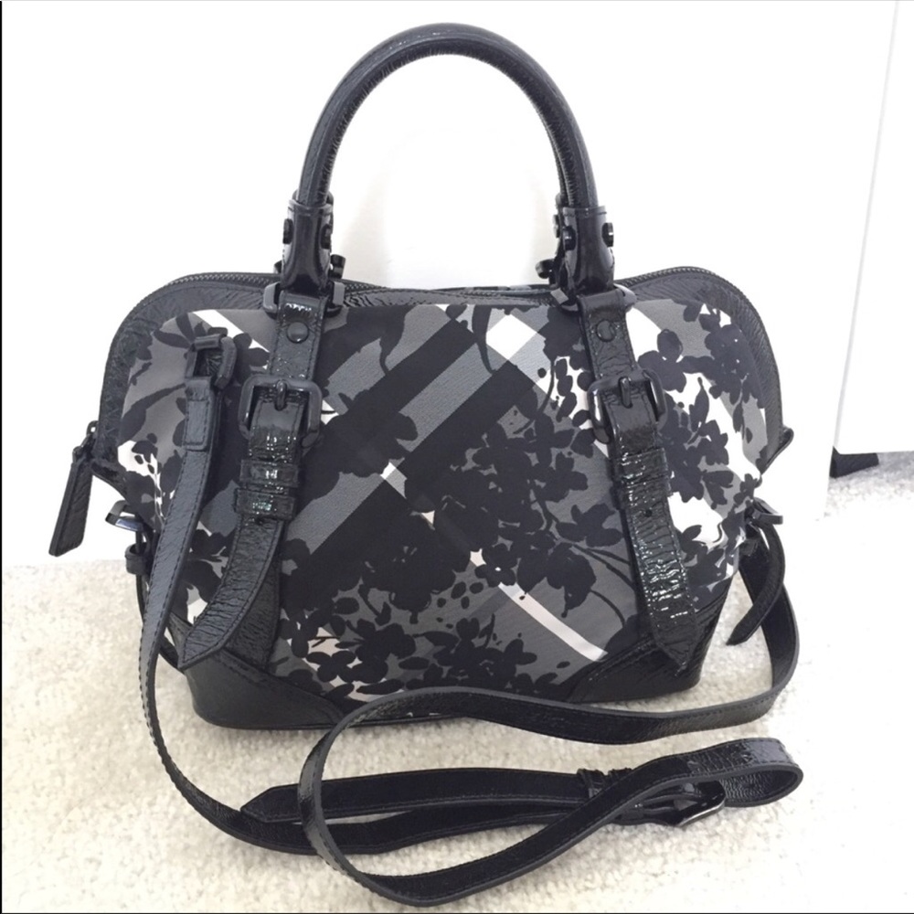 Burberry crossbody Bag